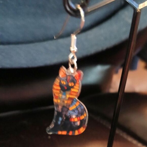 Stained Glass Egyptian Cat Earrings - Picture 4 of 4